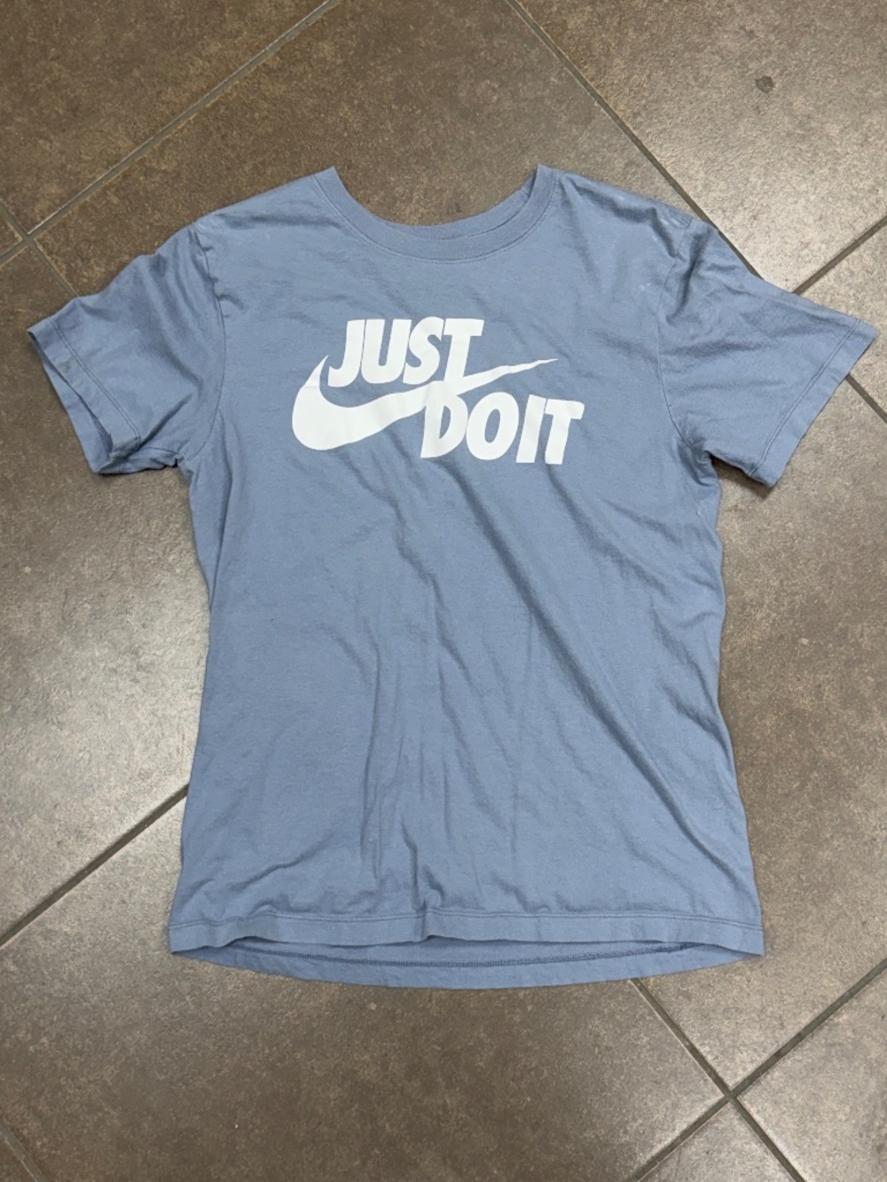 Nike Just Do It T-shirt - Mens Small